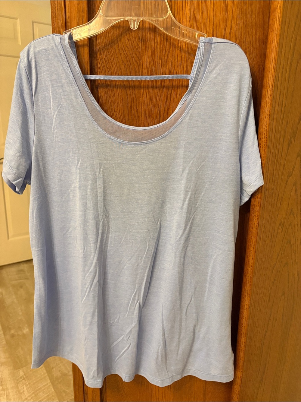 Old Navy Light Blue Scoop Neck Short Sleeve Tee